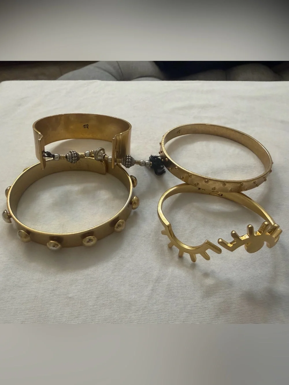 Madewell 4-Gold-Tone Women's Bangle Bracelet Set - Statement Stack
